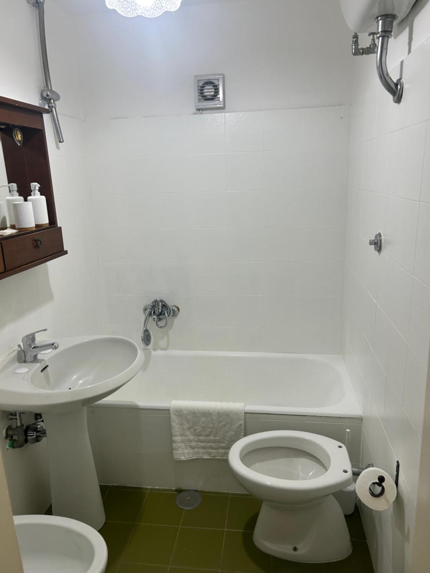 מנפרדוניה Miramare Apartment מראה חיצוני תמונה